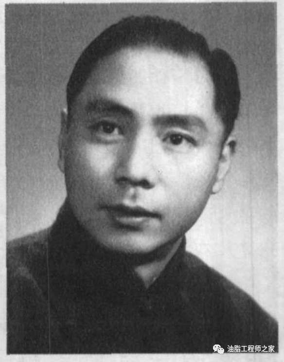 陈伯平,浙江余姚县人.1918年生,1940年毕业于浙江大学化工系.