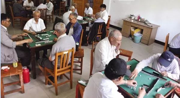 不做"老年棋牌室",社区养老服务驿站的定位在哪里?