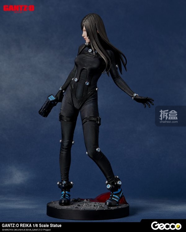 《杀戮都市:o(gantz:o)》中英勇大战外星人的女战士丽香(reika)实体化