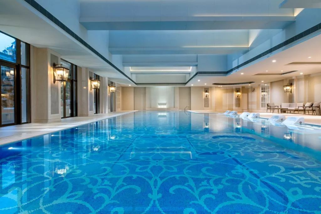 上海新华联索菲特大酒店 游泳池