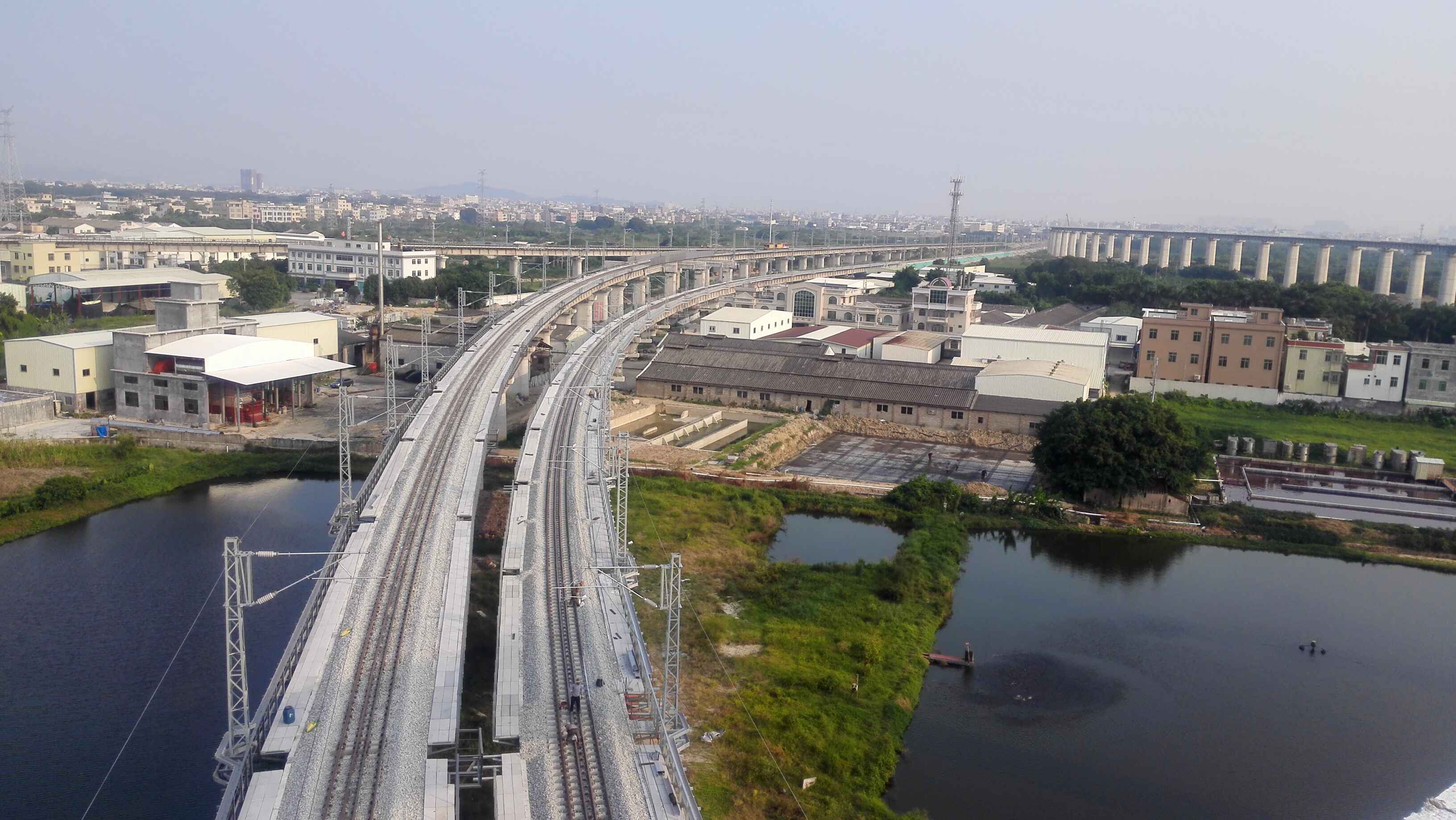 广梅汕铁路增建二线及厦深联络线全线顺利开通