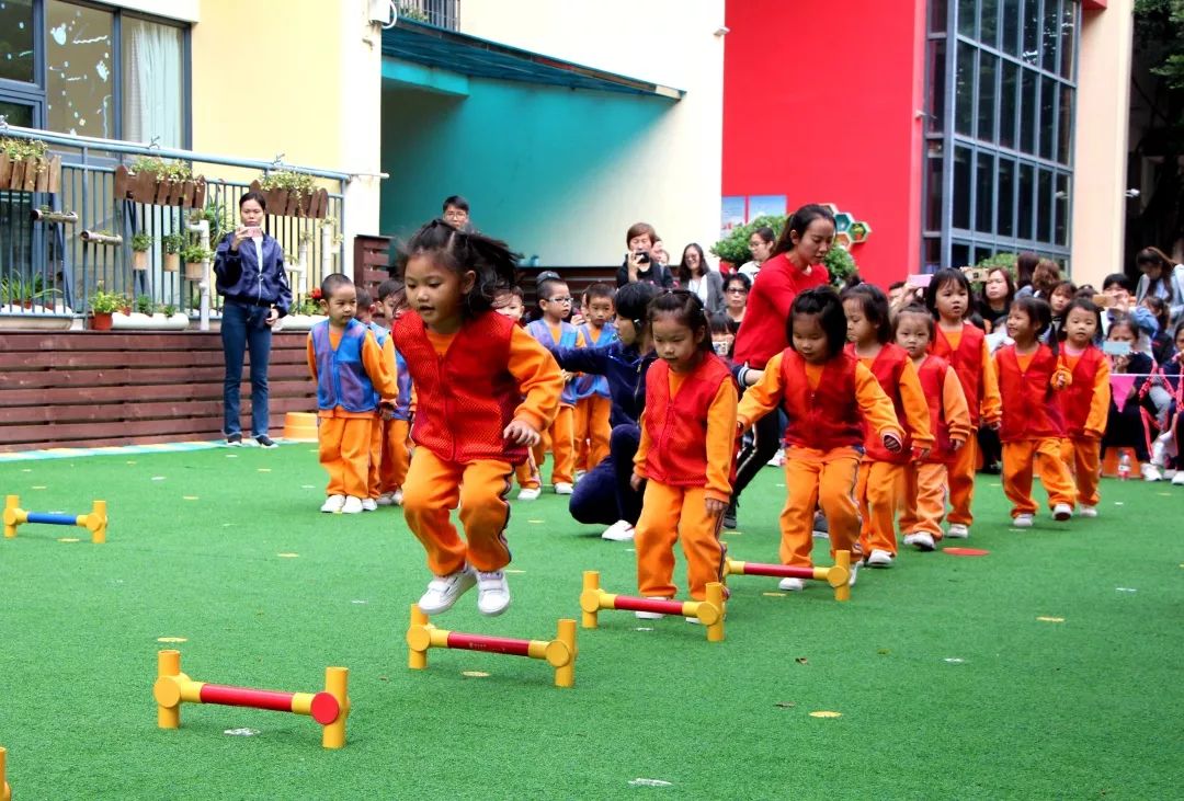 首届深圳地区《运动方舟》幼儿体能运动教学观摩研讨会