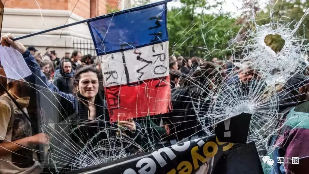 法国暴乱频发,一个被暴民统治的国家