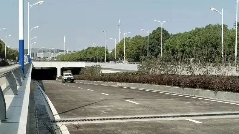 石狮路隧道下周一恢复通车