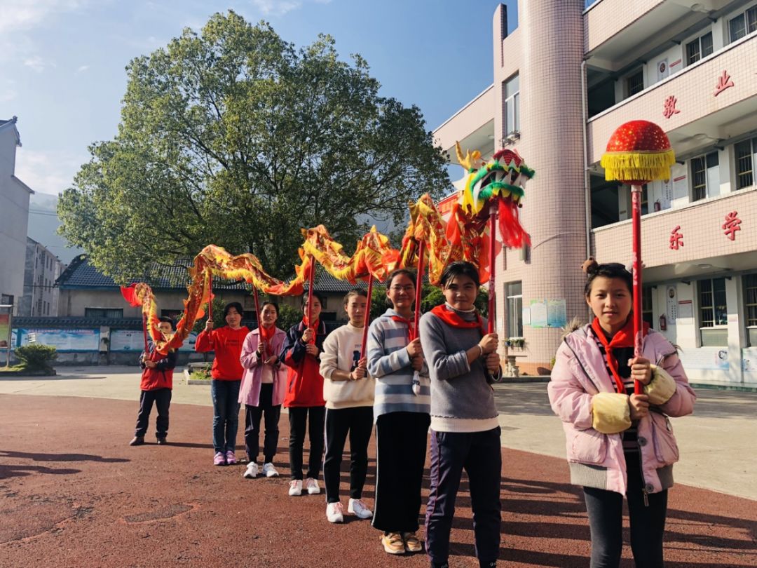 活动花絮走进新时代争做好少年流动少年宫走进莲都区太平小学