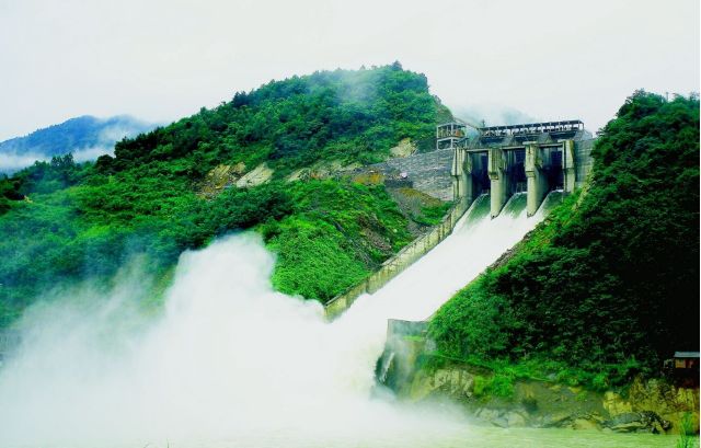 项目建成后,将使竹溪河流域内城关镇,蒋家堰镇,中峰镇,龙坝乡,水坪镇