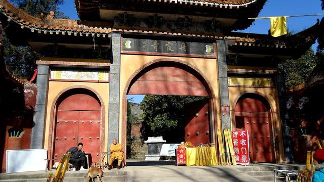 河南这16座寺庙,香火很是灵验,最适合春节