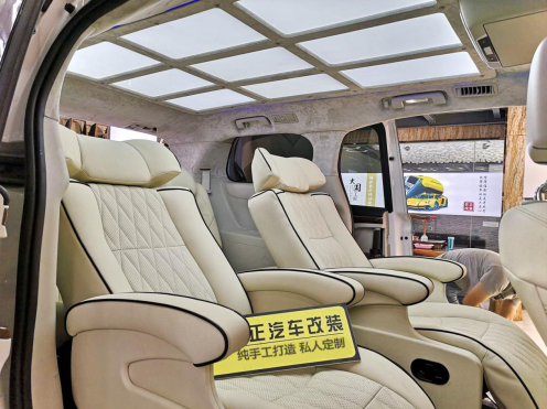 西安别克gl8商务车木地板电动门航空座椅改装尽显奢华