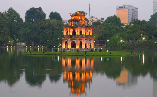 胡志明市是越南最繁華城市，為何越南卻將首都定在靠近中國的河內？ 旅行 第3張