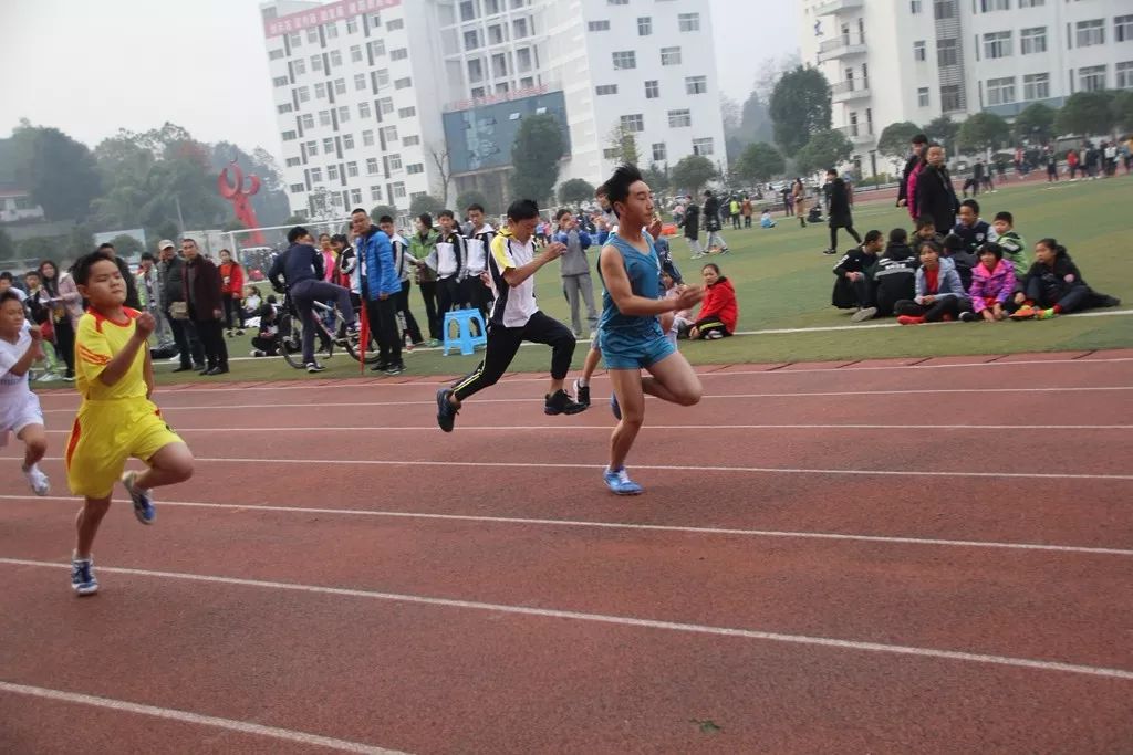 超赞!我县2018年中小学生田径运动会精彩纷呈