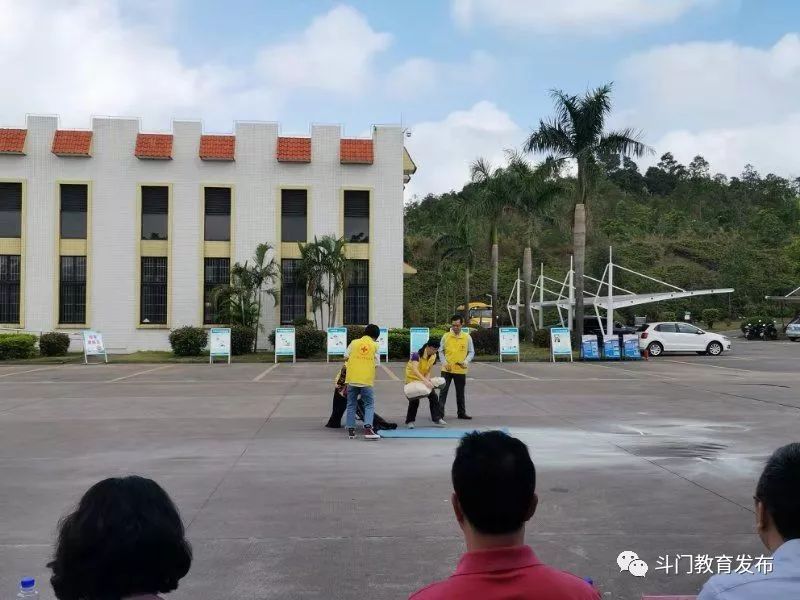 昨天,400余人在五山中心小学进行了一场大型演练!