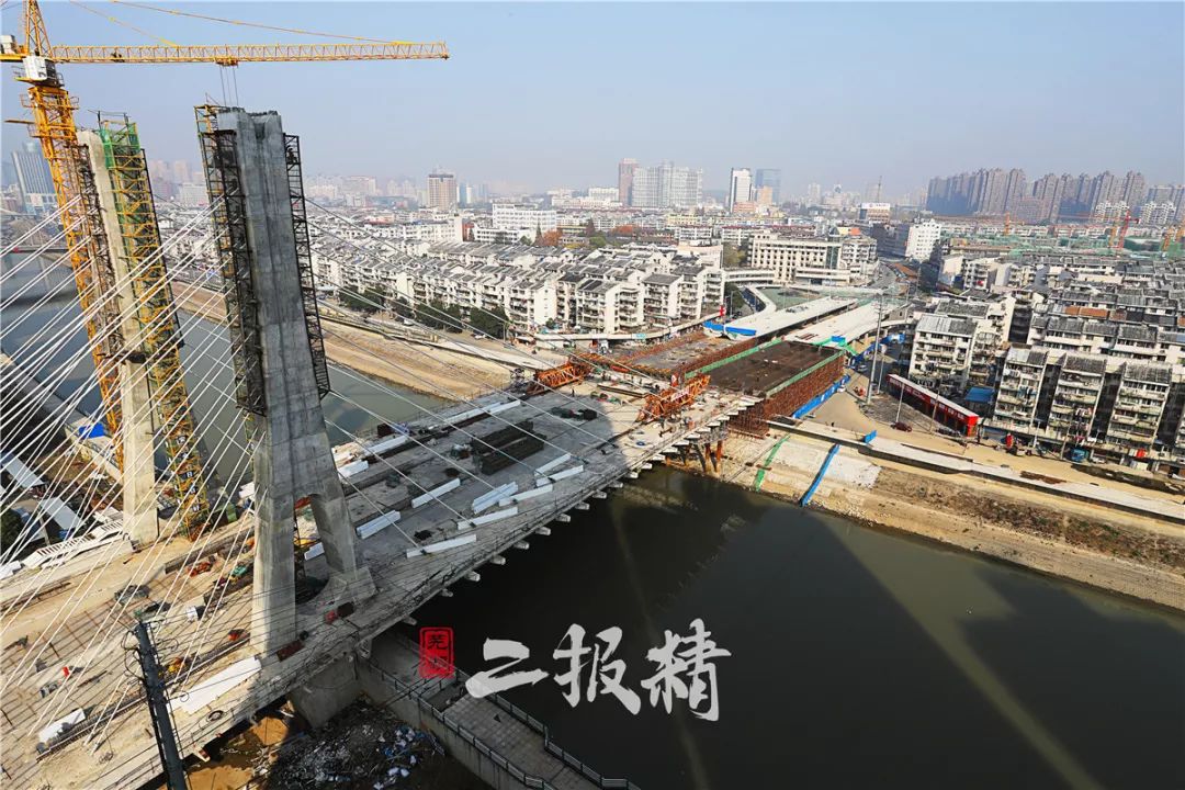 图片来源于 芜湖365淘房影像工作室 中江桥工程全线道路工程59000