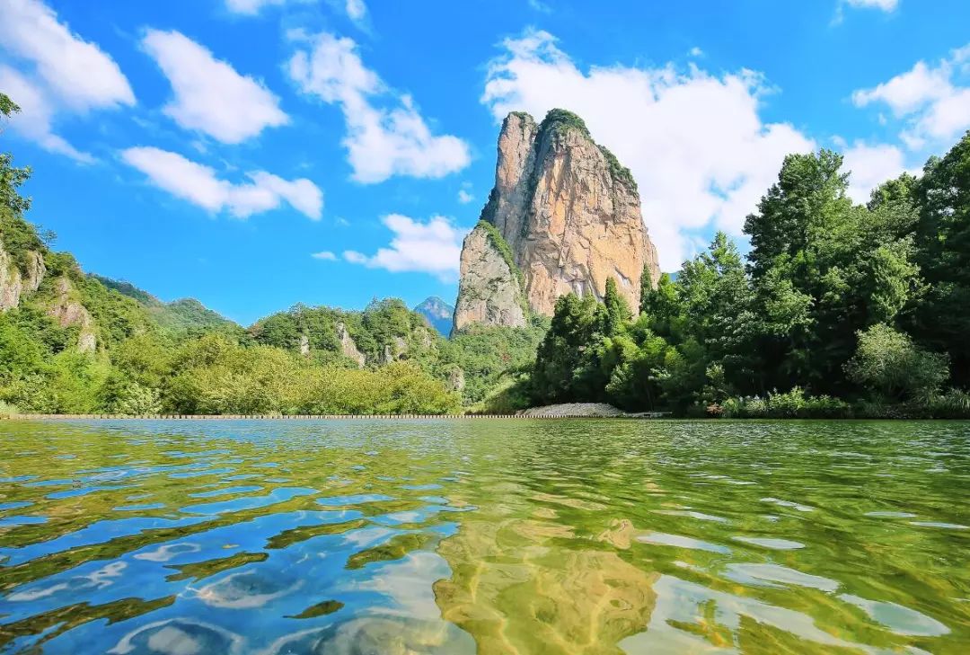 石桅岩景区