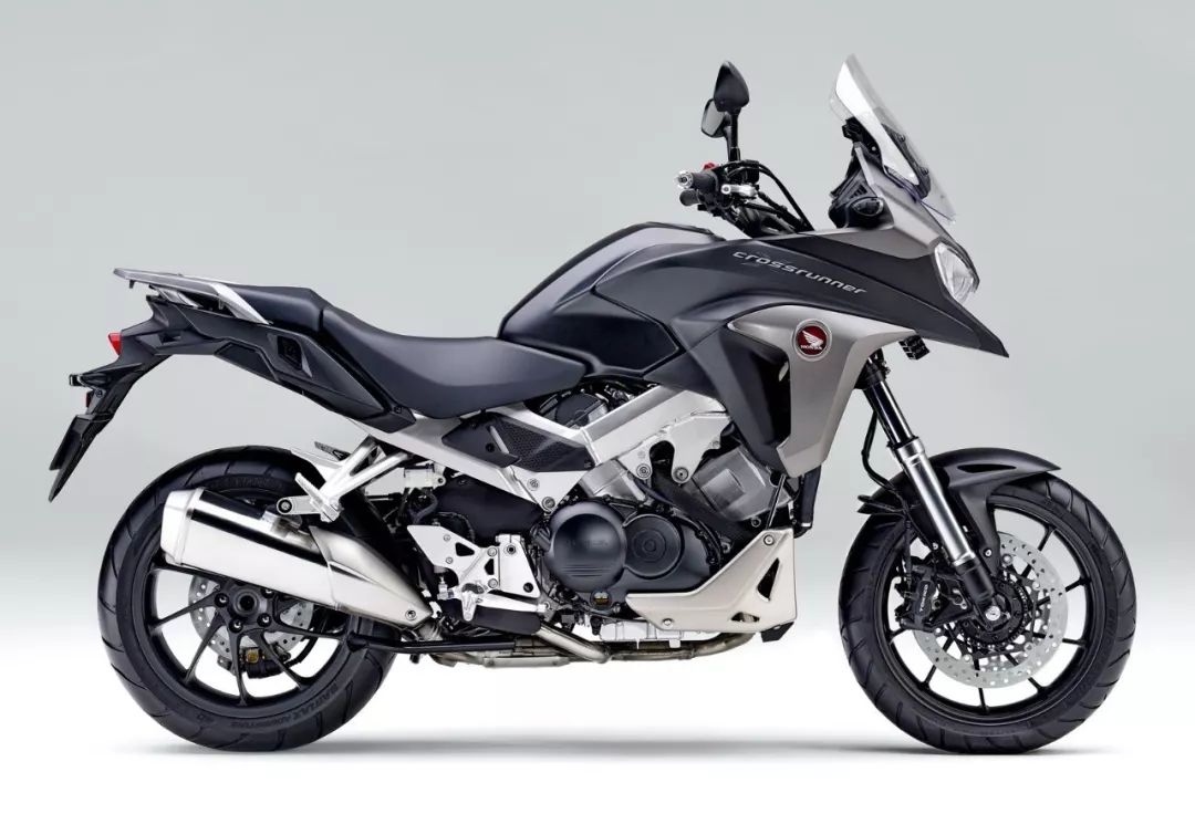 重现经典图案honda2019vfr800fvfr800x