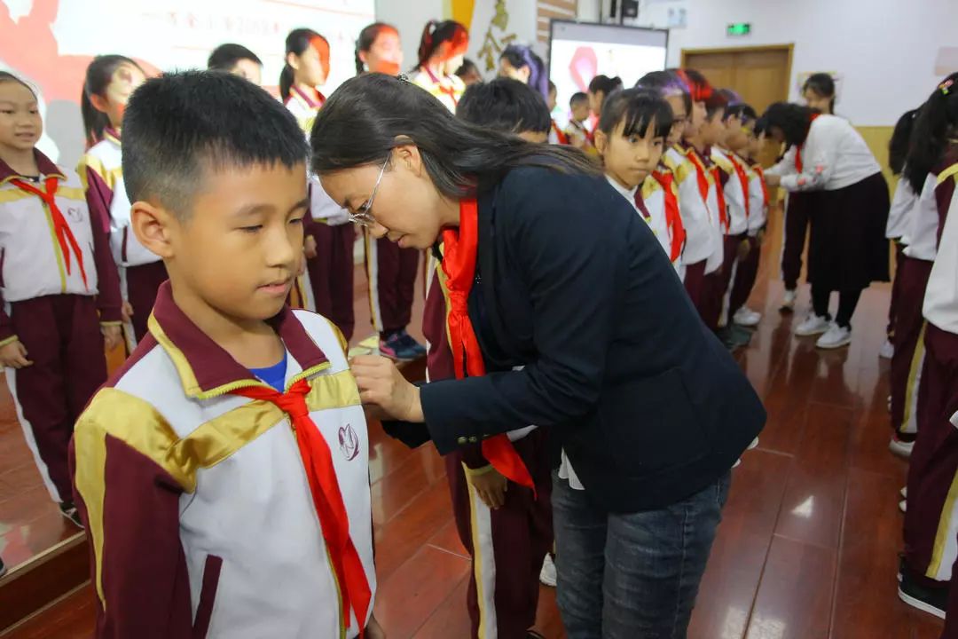 【少代会】喜迎新时代 争当和美好队员——万全小学2018年少先队代表