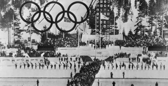 1928年,第二届冬奥会在圣莫里茨举办.
