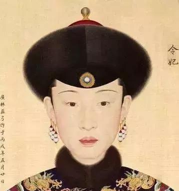 乾隆十二妃真实画像郎世宁画的乾隆后妃画像哪个最美