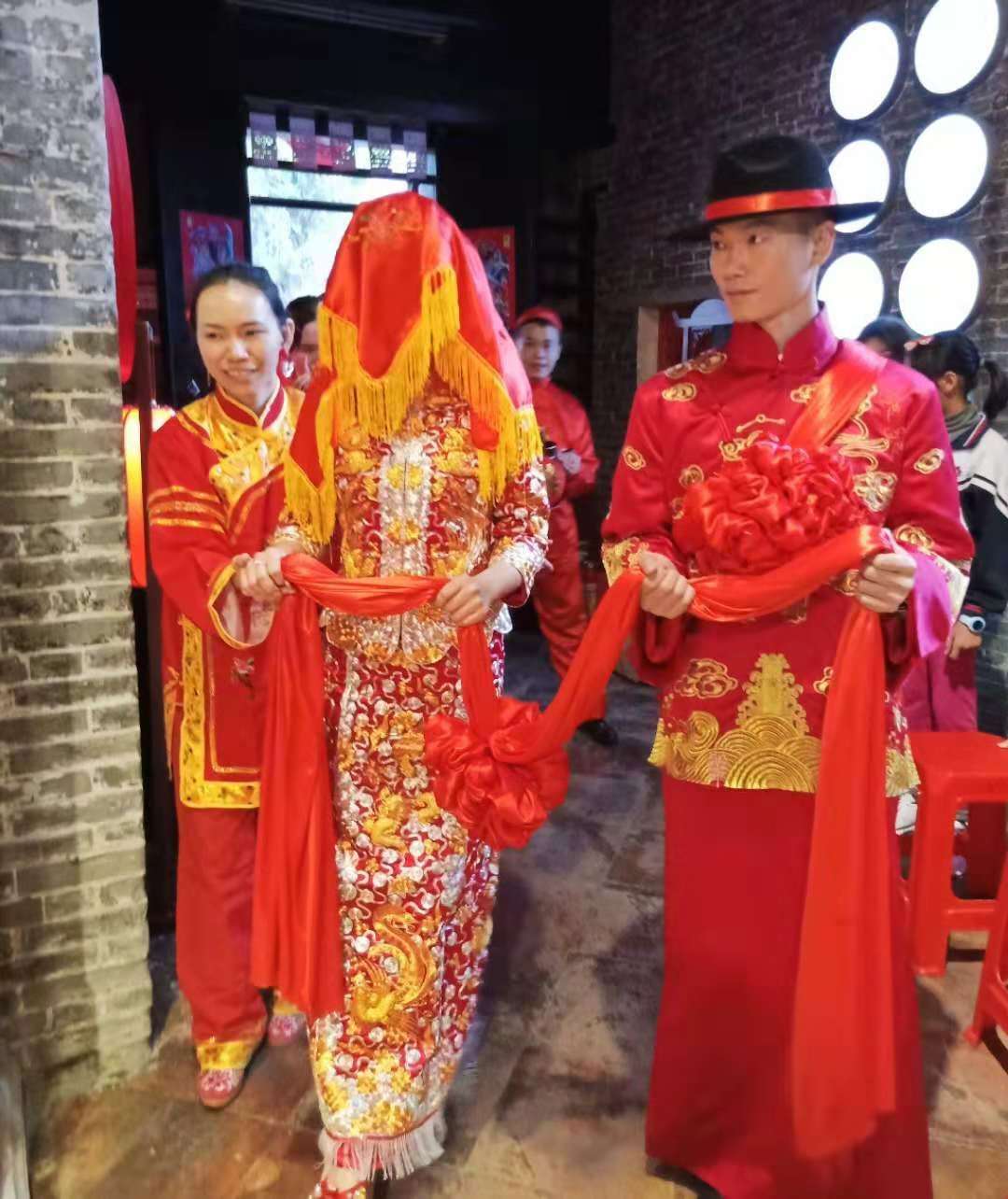 广东大妗姐传统婚礼 岭南婚嫁文化重现羊城