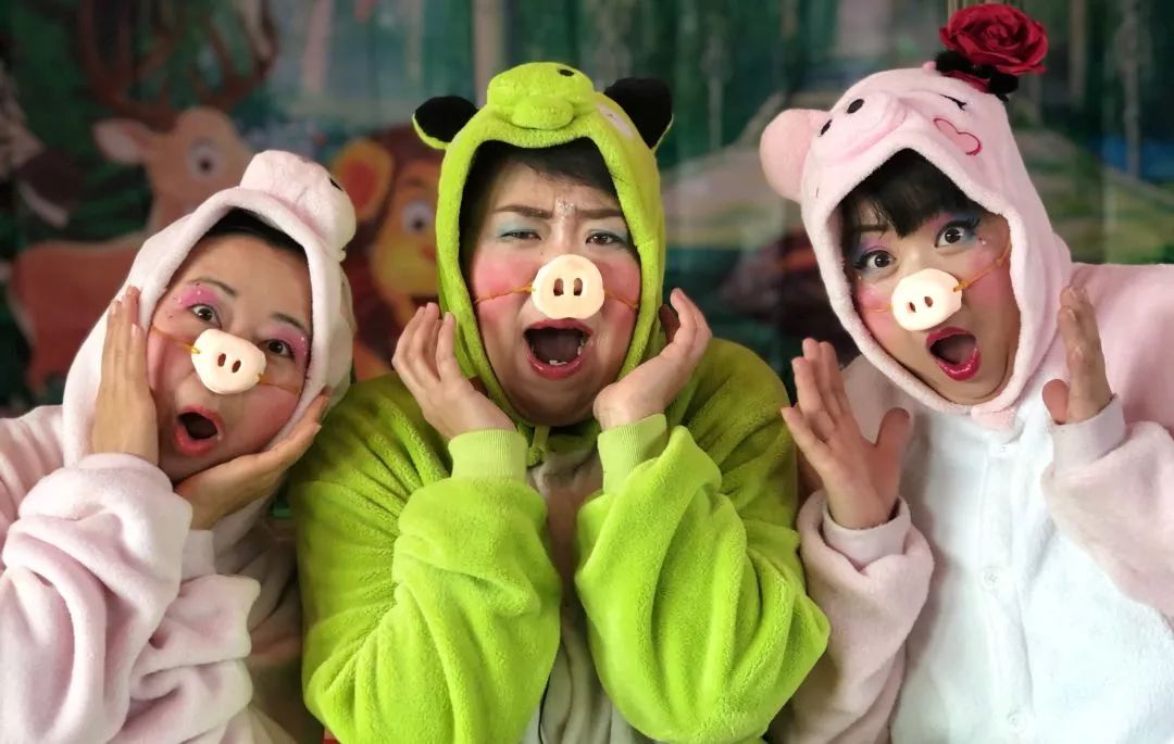 经典童话剧《三只小猪》
