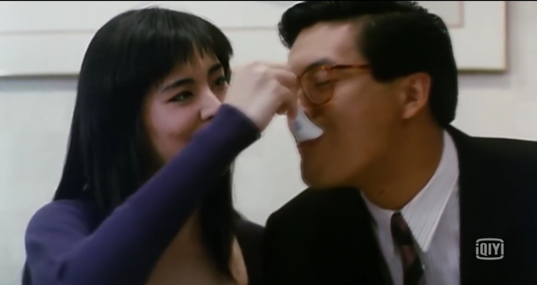 左摟王祖賢，右抱葉倩文，30年前的「周潤發」好風流 娛樂 第16張