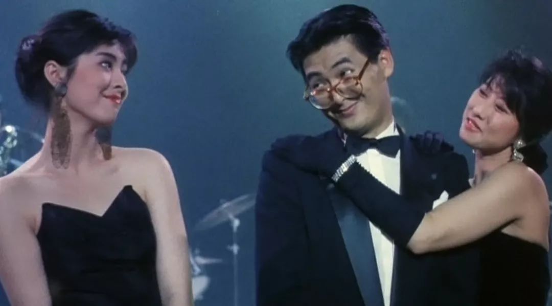 左摟王祖賢，右抱葉倩文，30年前的「周潤發」好風流 娛樂 第12張