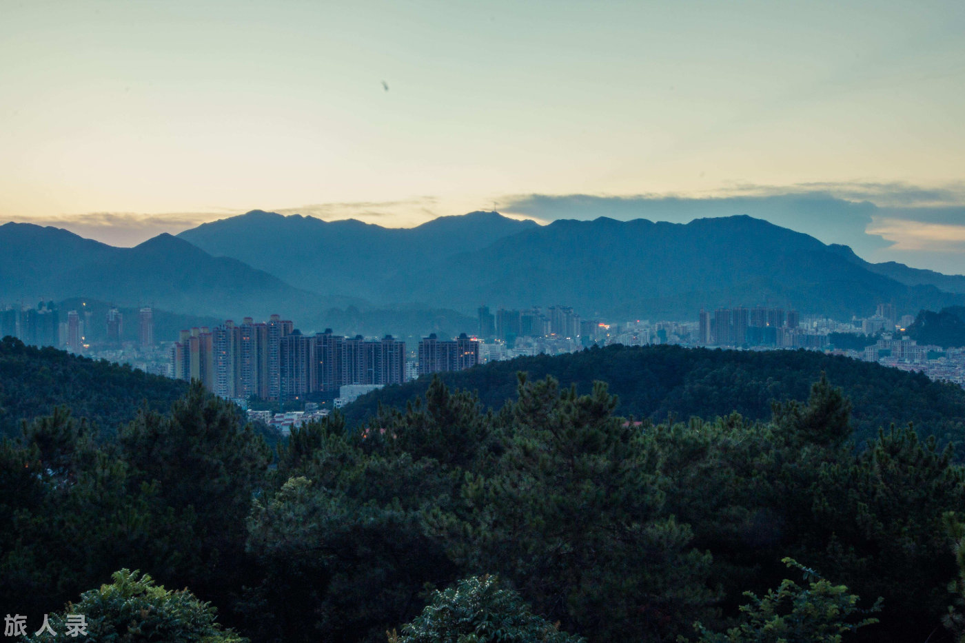 广东省唯一五线城市云浮有个网红森林公园当地人逢年过节必去