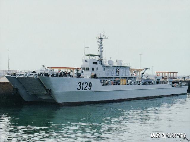 "山河壮丽"中国两栖舰艇家族:074a型玉北级通用登陆艇