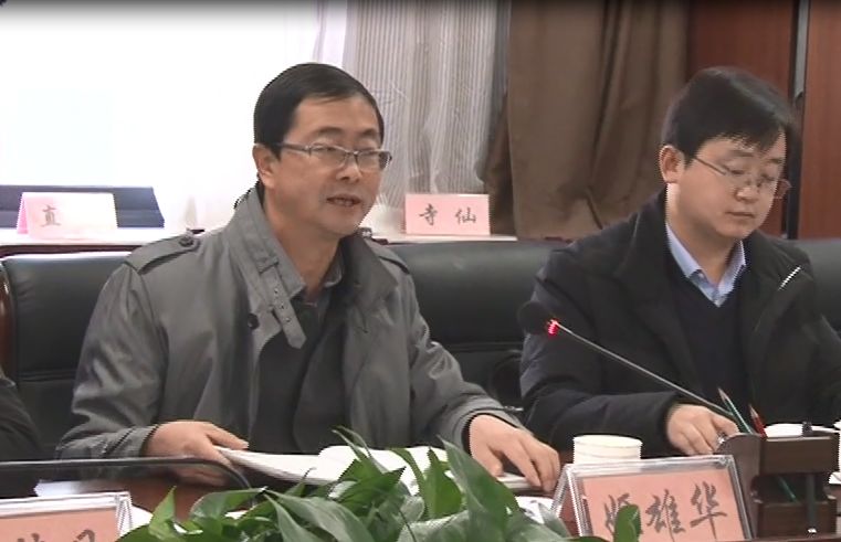 【政务】刘浩军 马洁参加全县脱贫攻坚工作座谈会