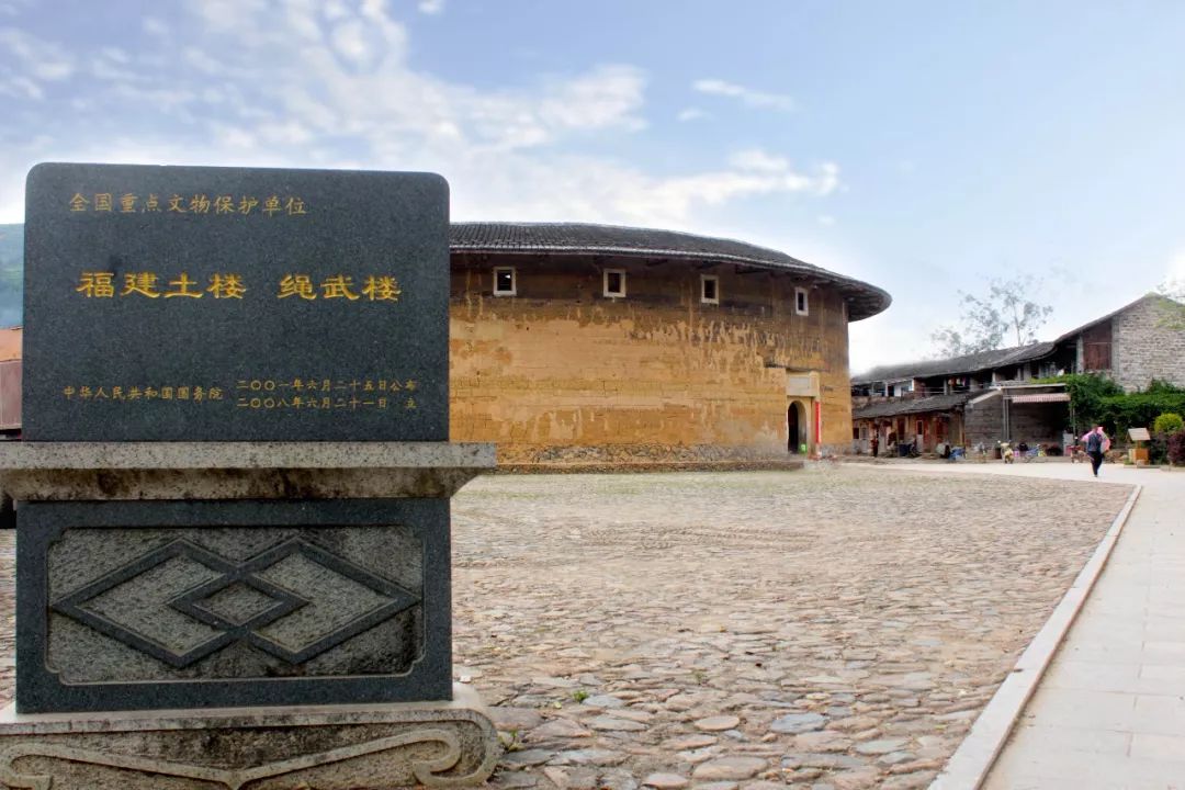 闲情野趣耀世绽放九龙江高峰生态谷来啦平和高峰生态谷玻璃桥绳武楼高