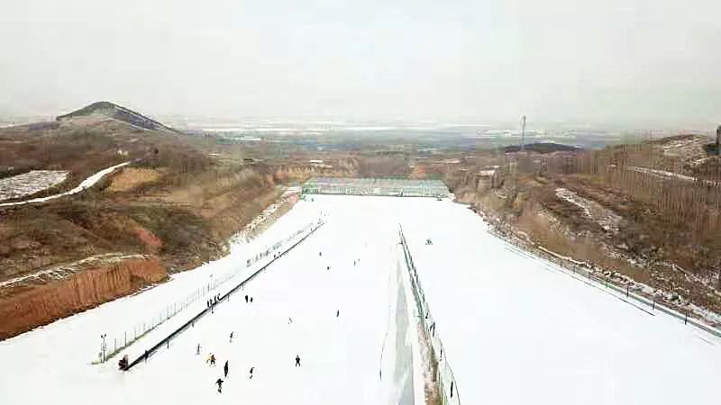 景区门口不售此特惠票 需原价购买 下面跟着小编来看看 , 蓝溪滑雪场