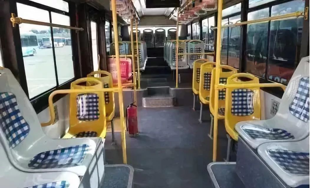 13岁自闭症男孩独自乘公交车引风波搭乘公共交通到底有多难