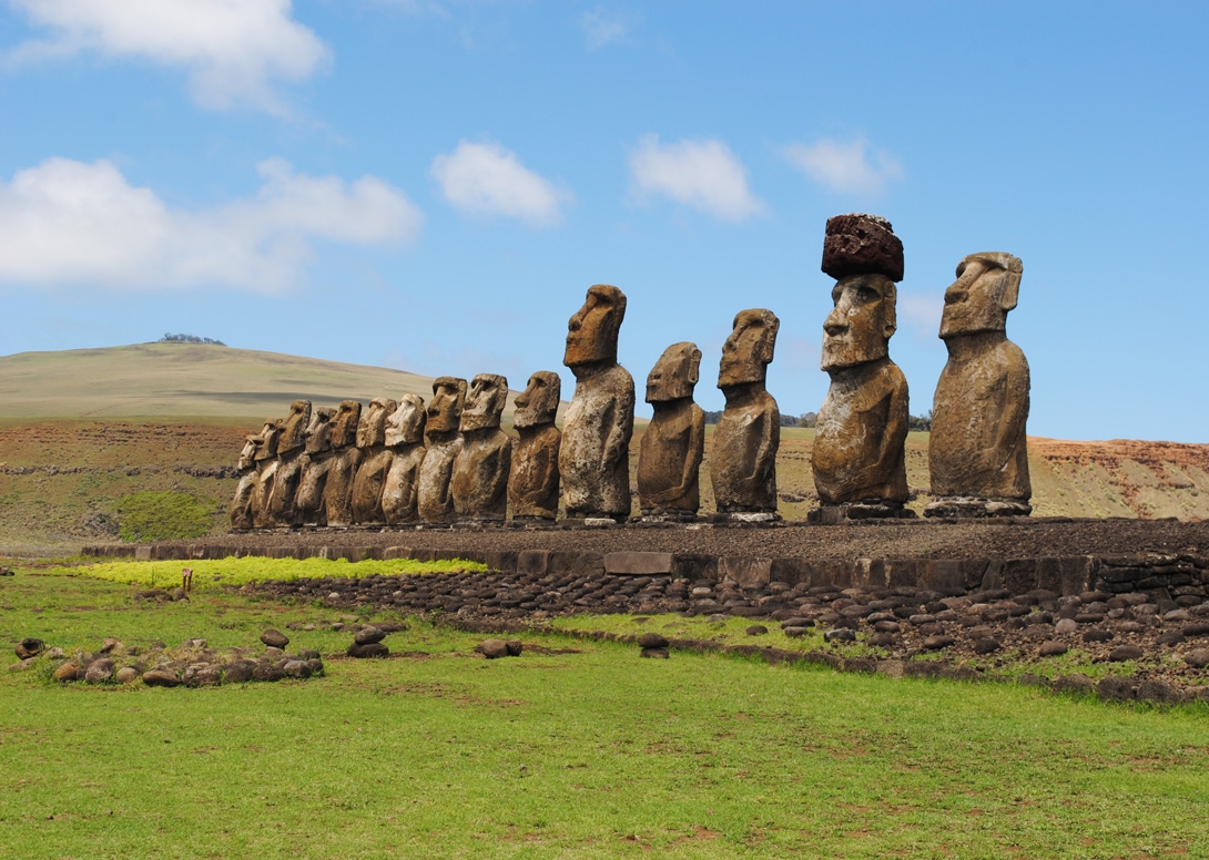 The Talking Heads of Rapa Nui, part 2: Easter Island Moai and Ahu ...