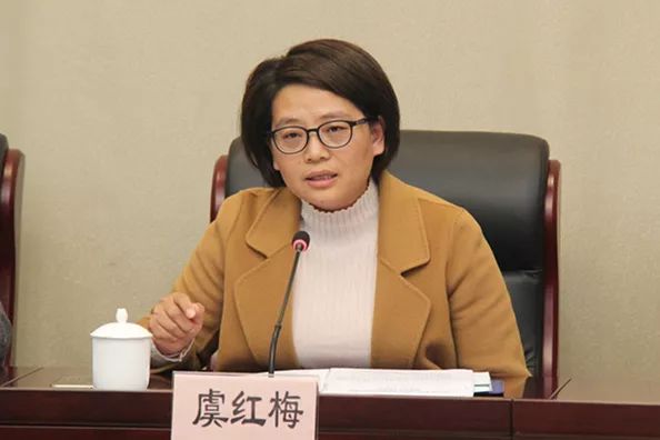 公司果品采购部总经理陶倩先后进行发言,省人保财险公司资深主管廖维