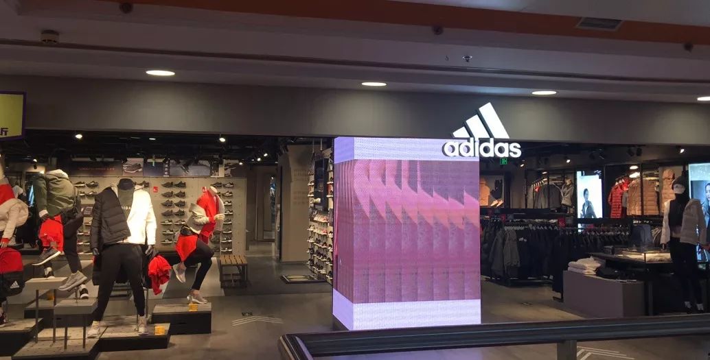 秋冬焕新 adidas推荐商品 *参与活动货品款式及价格请以店铺实际为准