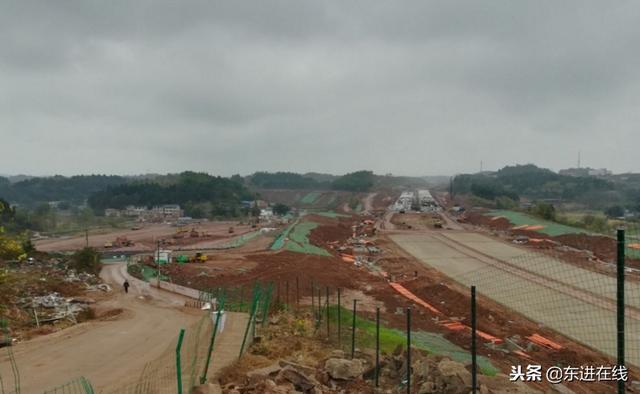 简阳市迎宾大道起于简阳市旧城片区川空文化广场,经内南环线与建设路