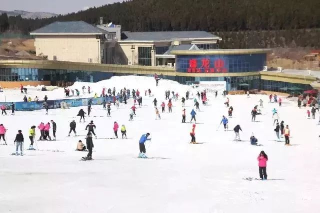 济南各大滑雪场开业时间来了最低199元就能滑一场雪