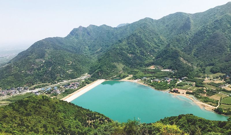 环横坑水库上横 虎头山 柏香岩 雨施山(615m 石凉亭–