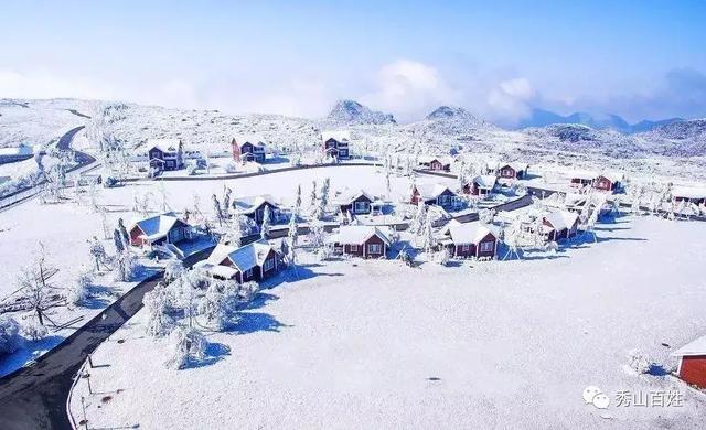 一幅幅江山雪景图随之而出大雪之后的川河盖,深壑中升起了朦胧的雾气