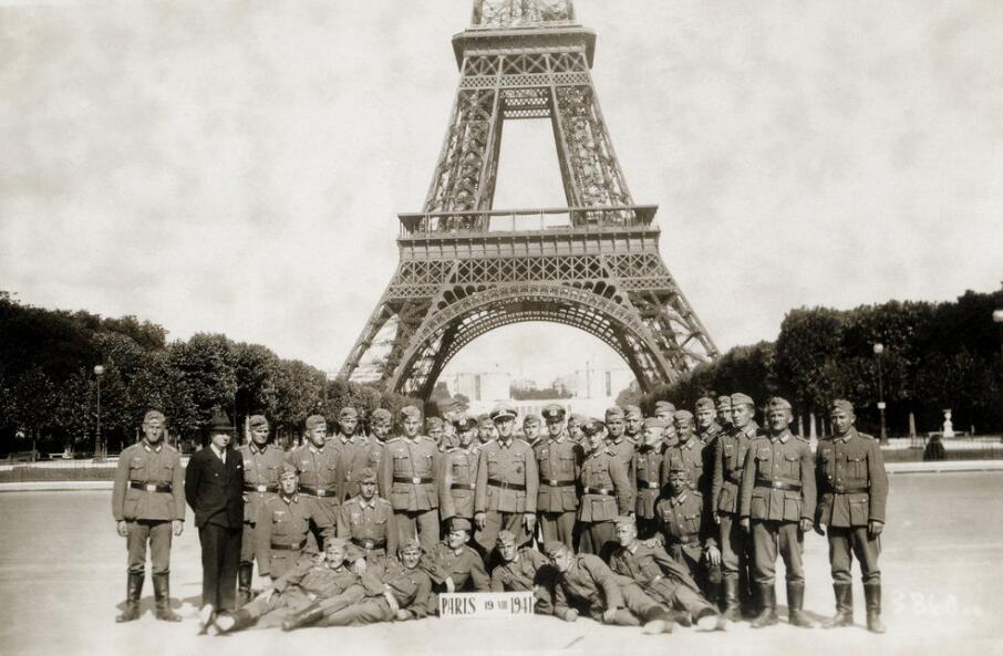 占领巴黎的德军军纪,比解放巴黎的美军要好?