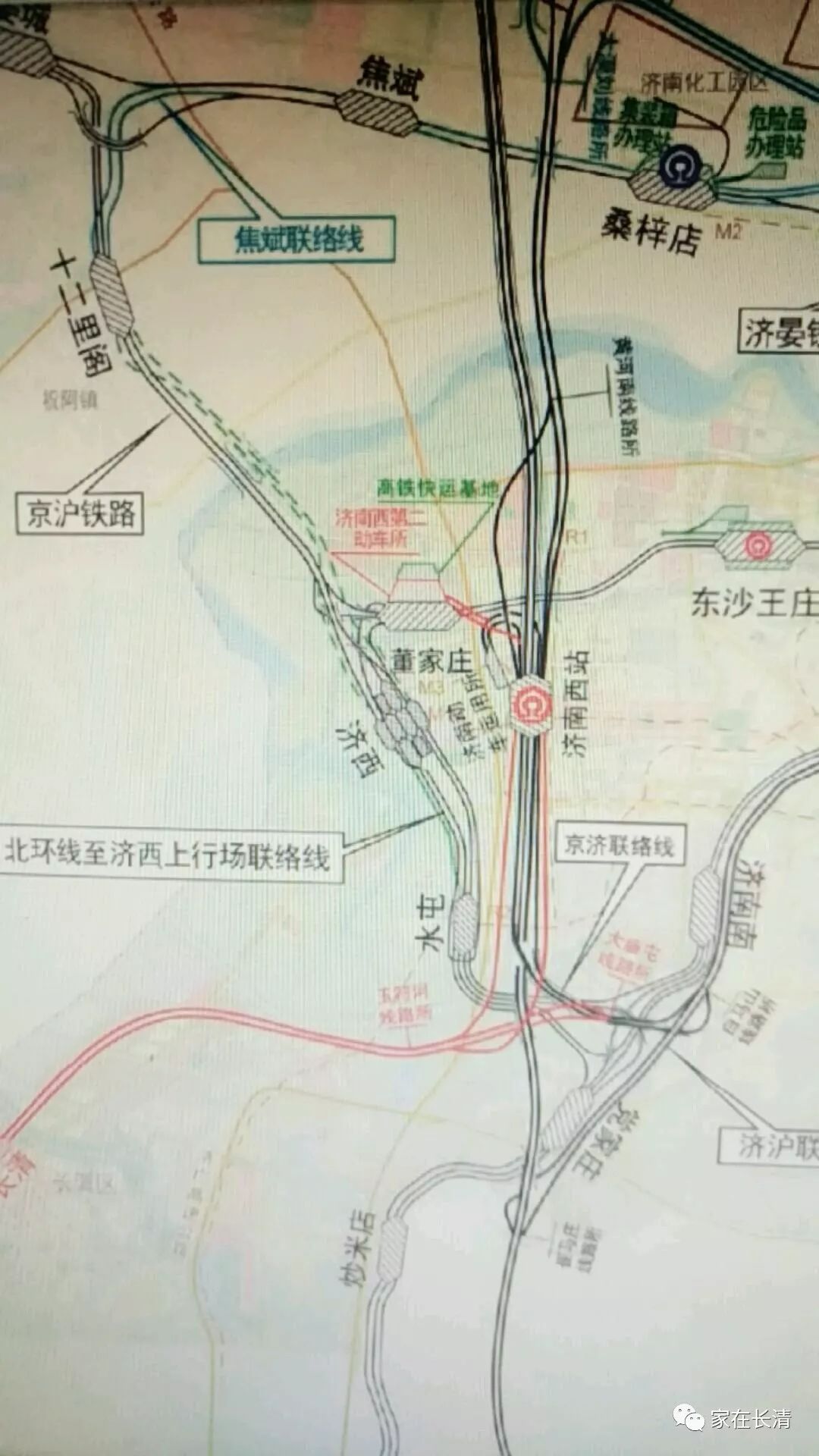 在长清黄河大桥上游6km处(归德董洼村)新建郑济铁路黄河铁路桥, 在