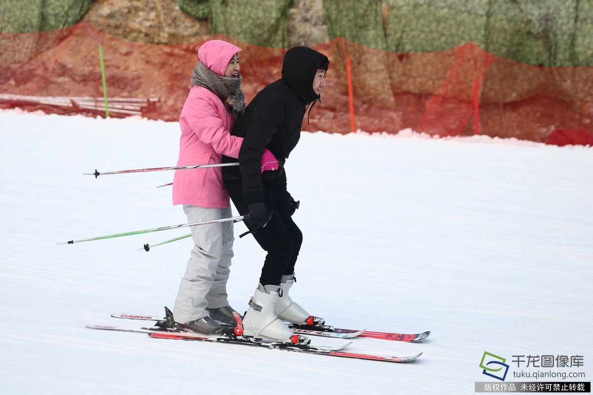 北京昌平区滑雪场近日开始全面迎客