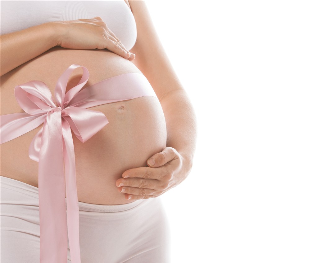 臨近預產期，這三個症狀暗示了寶寶要發動了，孕媽媽要注意 親子 第3張