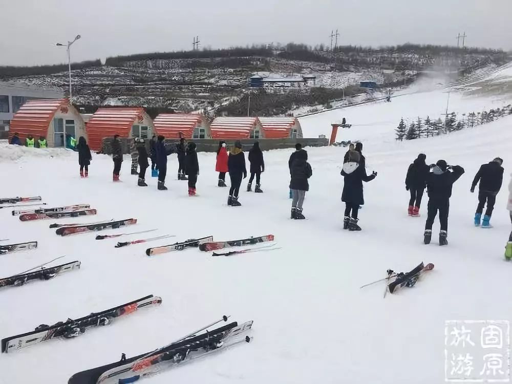 六盘山滑雪场今天开始试运营,爱好滑雪的小伙伴有福啦