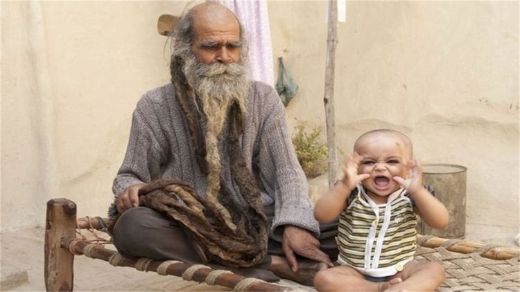 印度最奇葩村莊，每家每戶都有架飛機，男人每天花四十分鐘理頭髮 新聞 第7張
