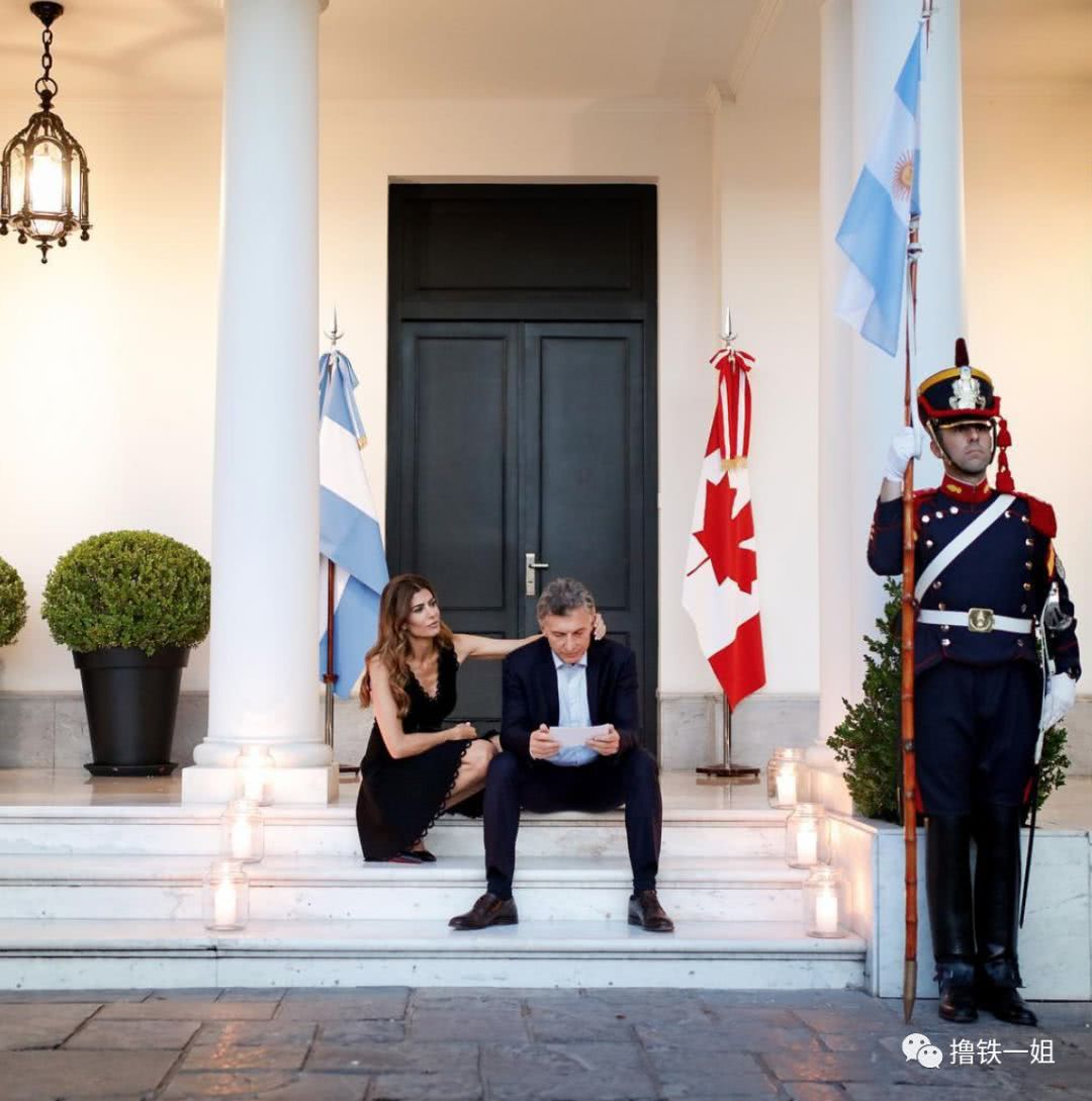 35歲帶娃離異的單親媽媽，在健身房遇真愛，對方還是阿根廷總統！ 新聞 第26張