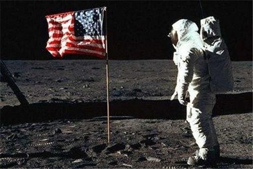 美國1969年登月，太空人插在月球上的國旗，現在有了新的情況 生活 第2張