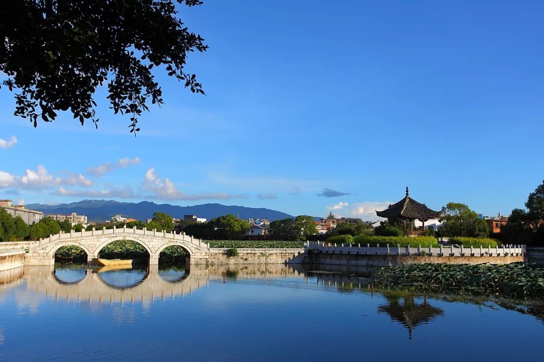 走近名校有一种中学叫建水一中