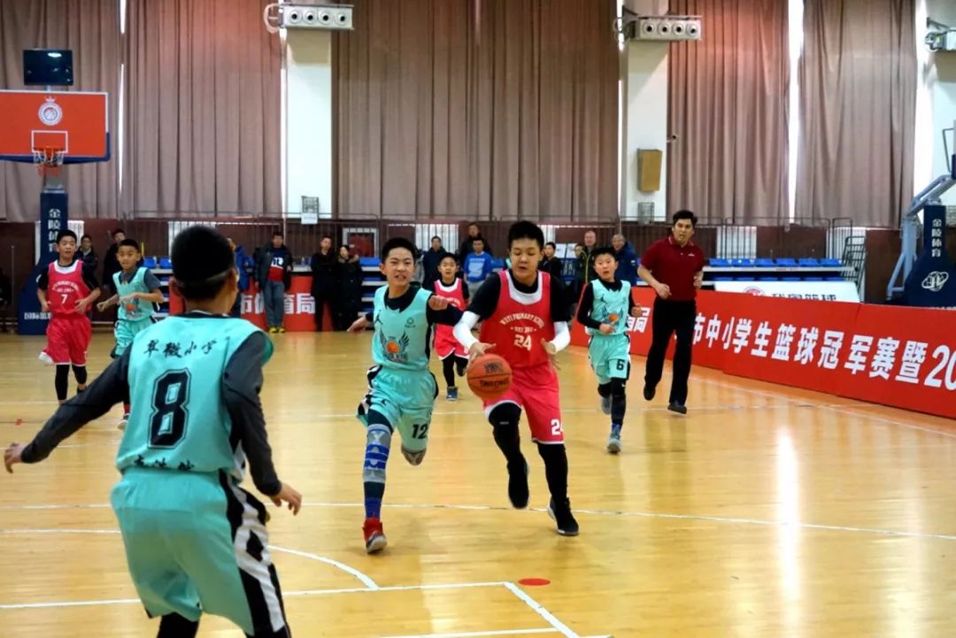 圆梦篮球场五一小学篮球队喜获北京市中小学生篮球冠军赛暨20182019