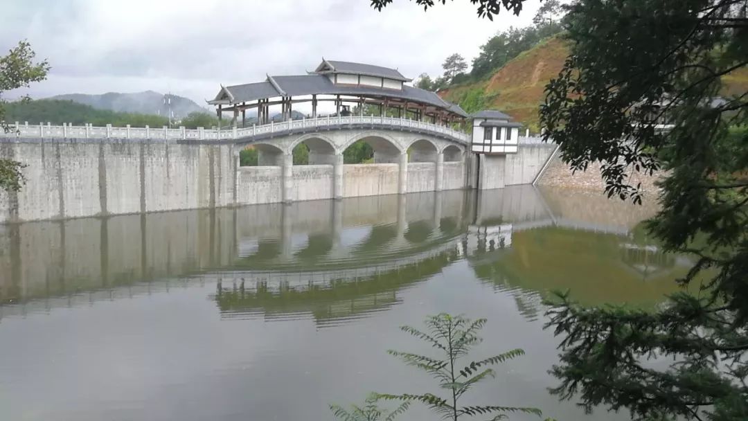 梁野山仙女湖等你来撩