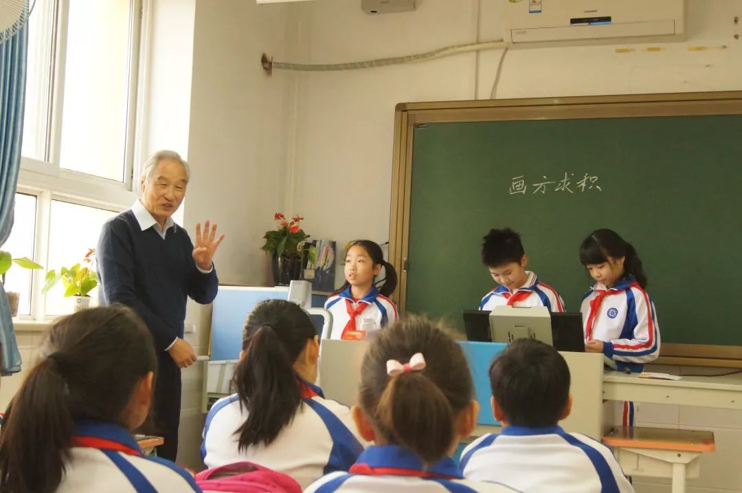 特级教师进校园记北京市特级教师刘德武走进中国科学院附属实验学校